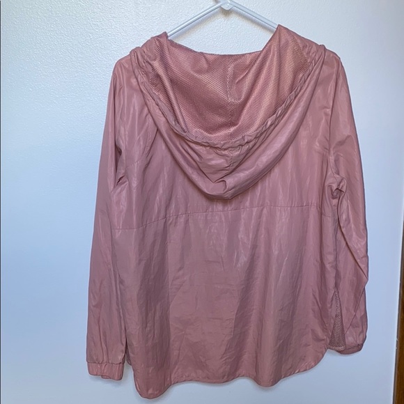 Pink windbreaker jacket - Picture 2 of 6